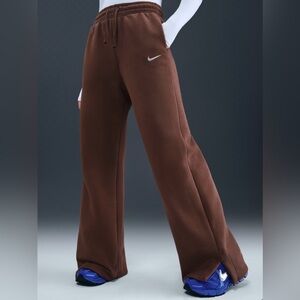 Nike Women's Sportswear Phoenix Fleece High-Waisted Wide-Leg Sweatpants